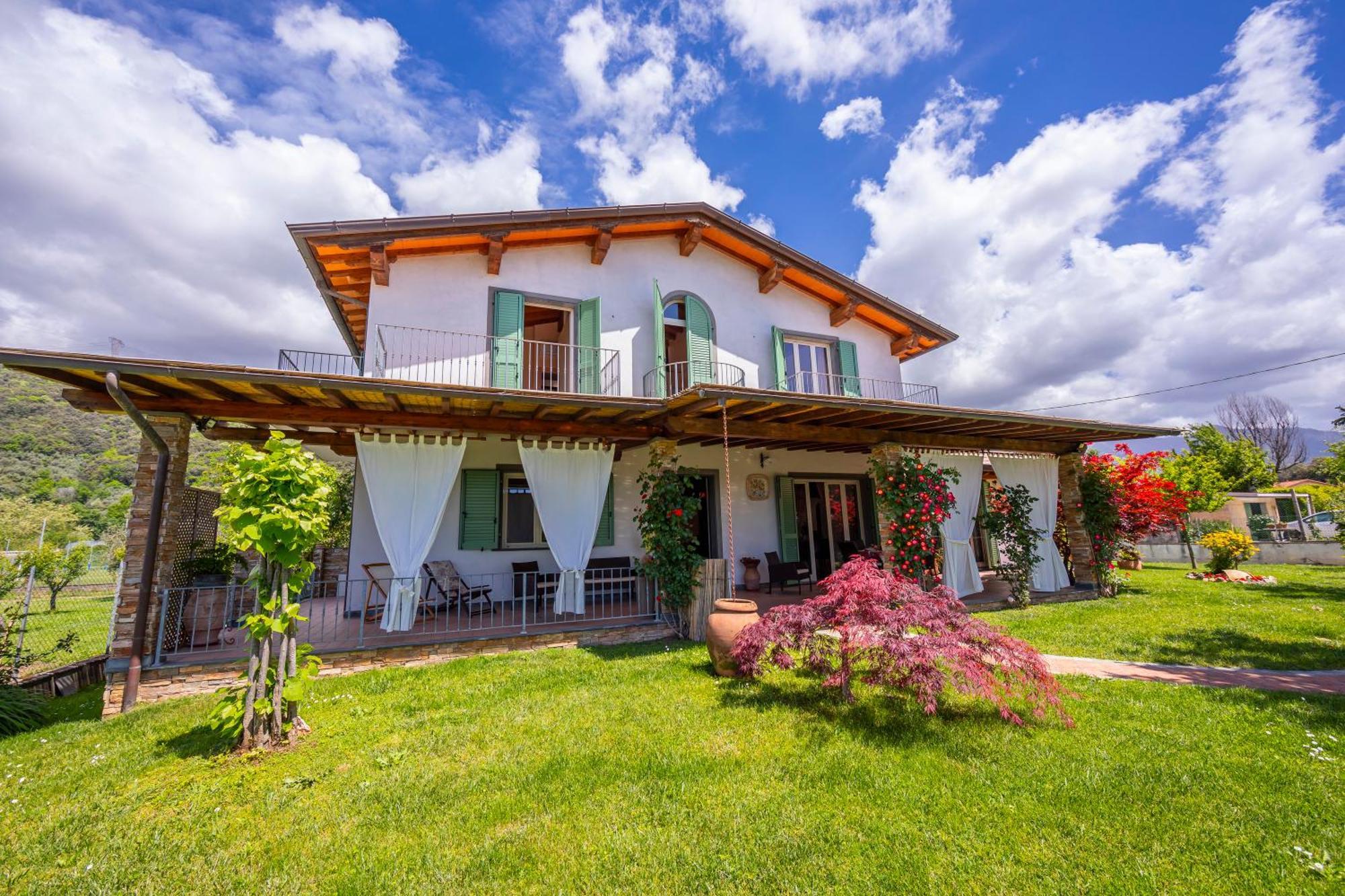 Villa Clara Few Km From The Sea - Happy Rentals Pietrasanta Exterior photo